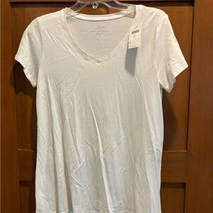 J. Jill White Short Sleeve V-Neck Tee